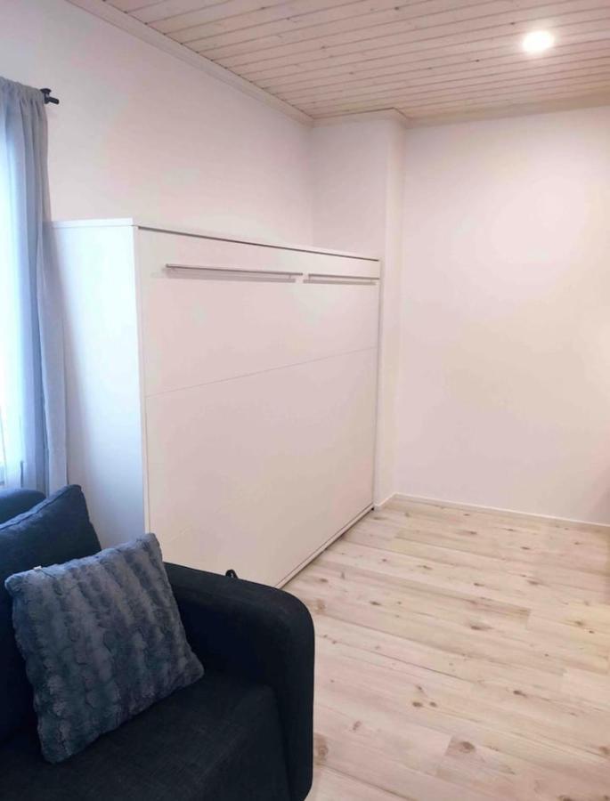 Upea Moderni Pieni Yksioe Rauhallisella Sijainnilla - Itsepalvelukirjautuminen - Self Check-In Vaasa Buitenkant foto